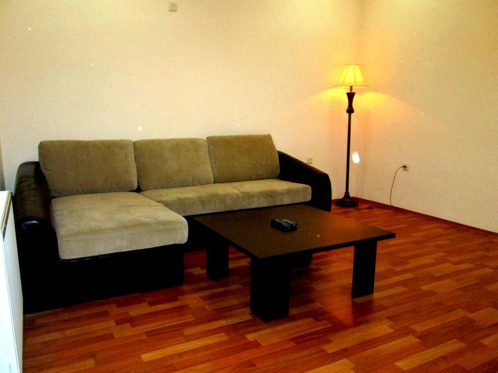 Max Comfort Hotel Kutaisi Ngoại thất bức ảnh